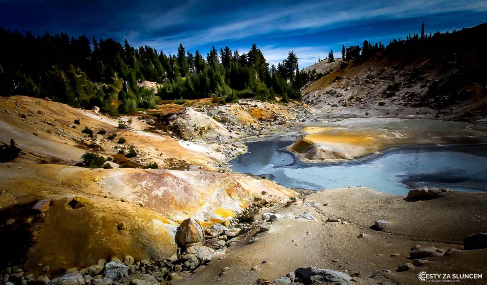 Severně od San Francisca, na pomezí horských masívů Sierra Nevada a Cascade Range, se rozkládá národní park Lassen Volcanic - Ladislav Hanousek, San Francisco