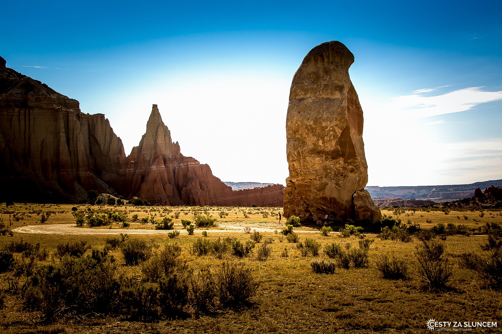 Národní park Staircase Escalante - méně známý, divoký, ale krásný. Toto je Chimney Rock v části zvané Kodak Chrome Basin. - Ladislav Hanousek, Canyonland NP