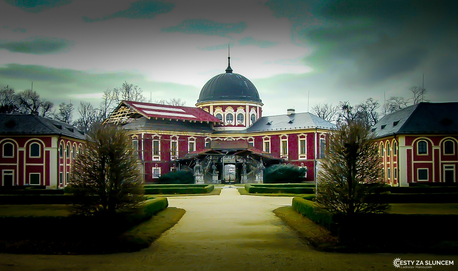 Veltrusy - Ladislav Hanousek, Hrady a zámky v Čechách