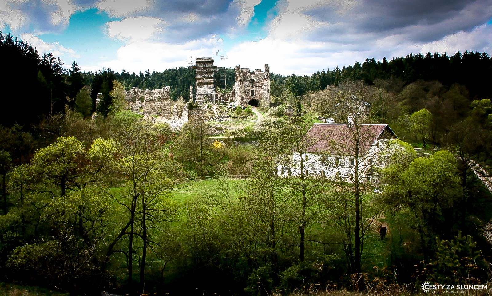 Rokštejn - Ladislav Hanousek, Hrady a zámky v Čechách