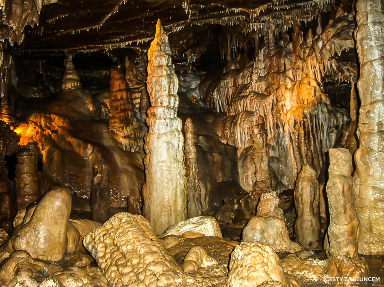 Jeskyně Balcarka v Moravském krasu - Ladislav Hanousek, Ostatní z Čech a Moravy