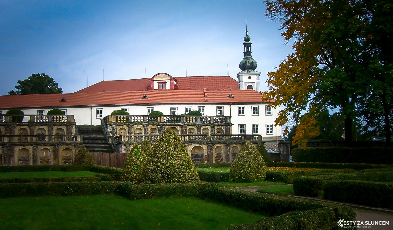 Březnice - Ladislav Hanousek, Hrady a zámky v Čechách