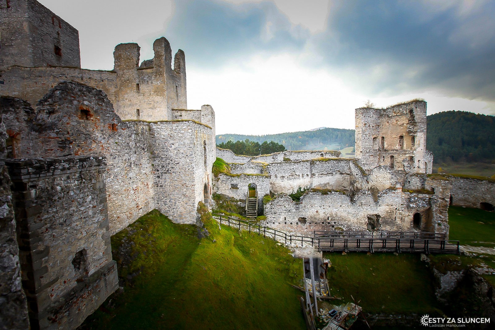 Rabí - Ladislav Hanousek, Hrady a zámky v Čechách