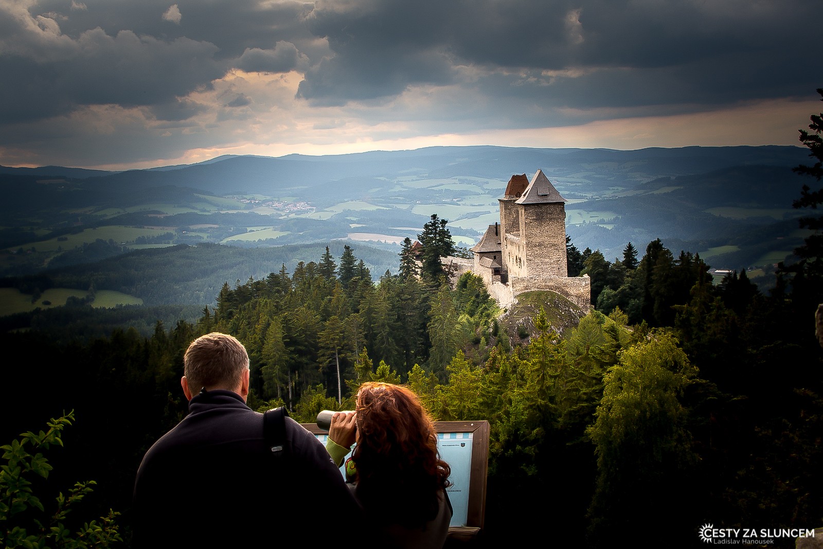 Kašperk - Ladislav Hanousek, Hrady a zámky v Čechách