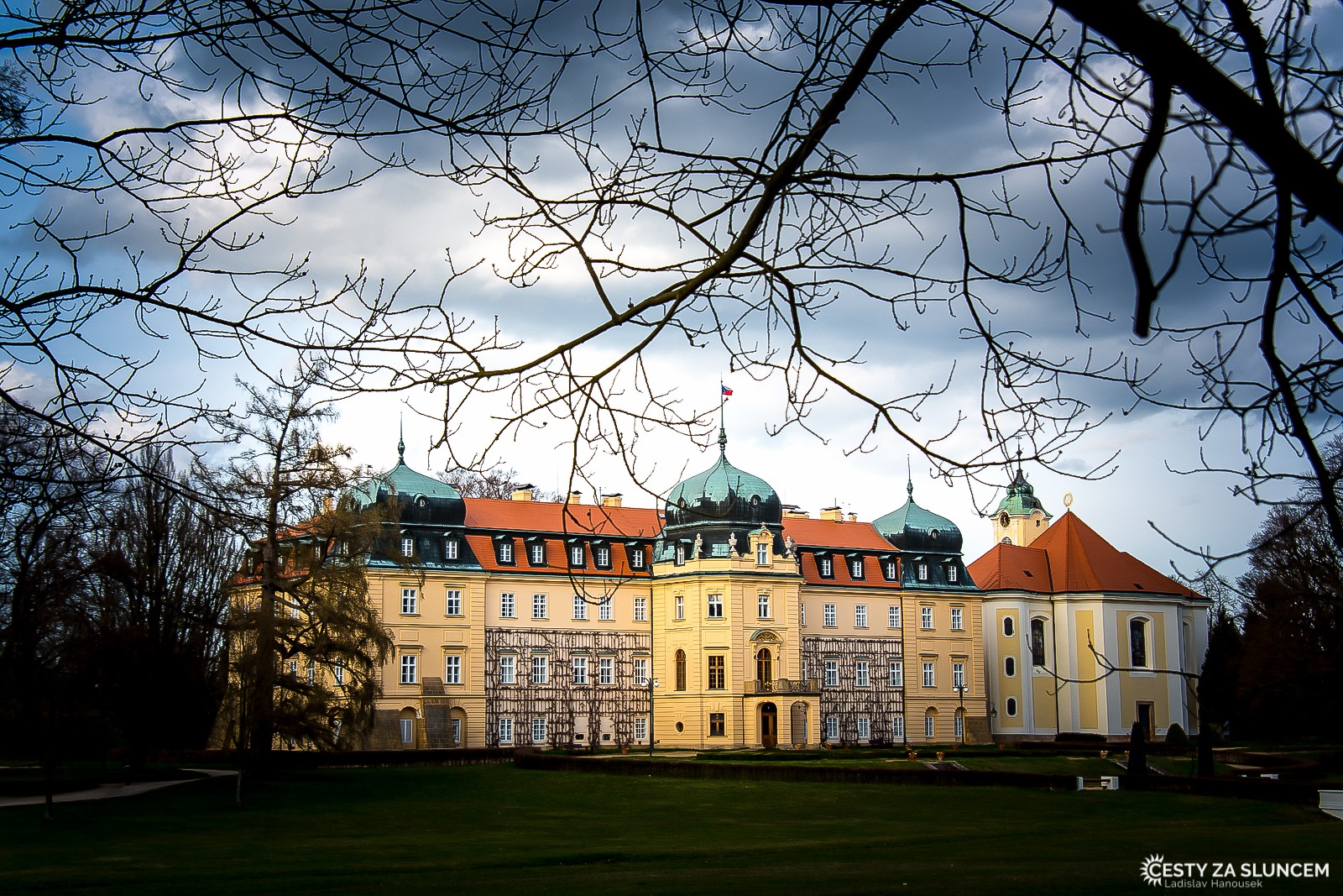 Lány - Ladislav Hanousek, Hrady a zámky v Čechách