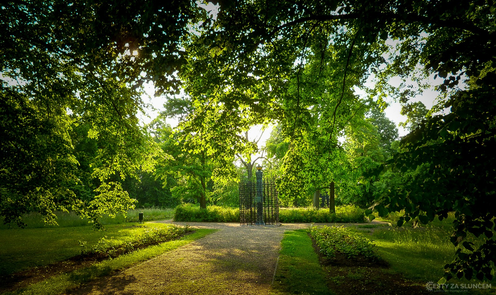 Růžový palouček - památník českým bratřím v Újezdci u Litomyšle - Ladislav Hanousek, Ostatní z Čech a Moravy