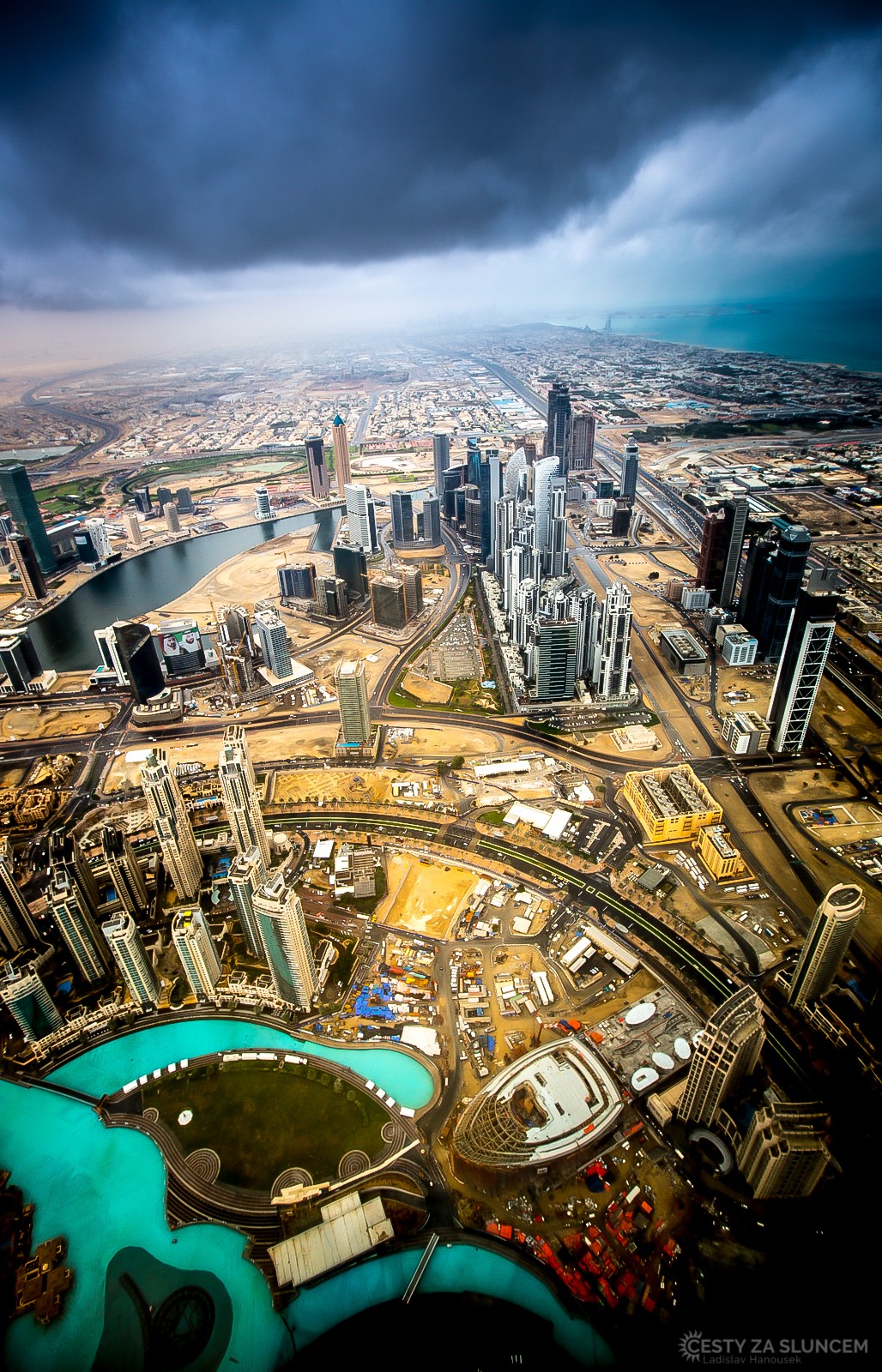 Pohled z nejvyšší vyhlídkové terasy Burdž Chalífa. - Ladislav Hanousek, Ostatní z Asie