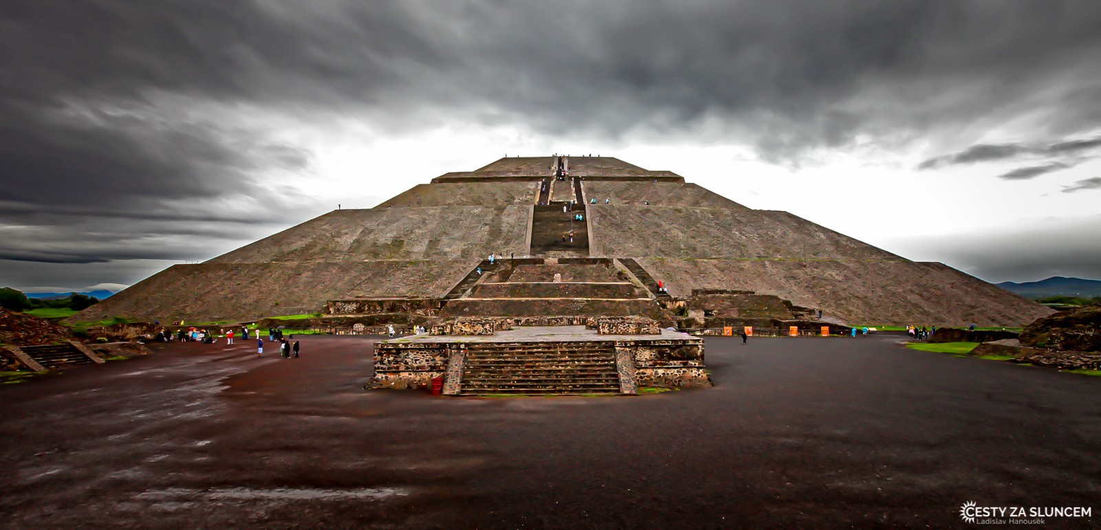 Pyramida Slunce v Teotihuacanu - Ladislav Hanousek, Mexiko