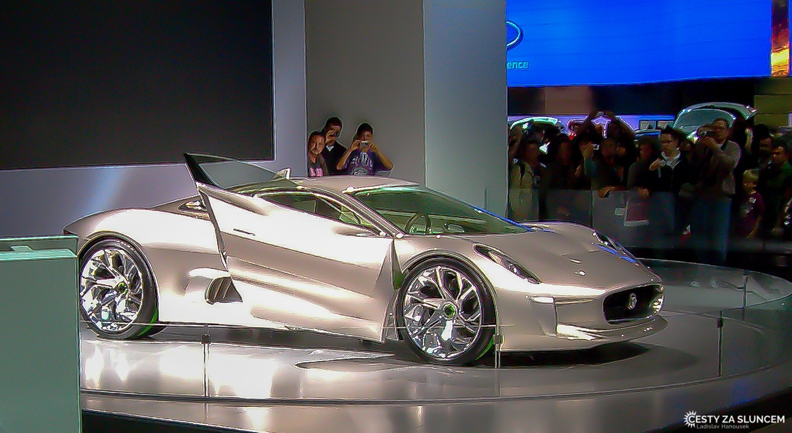 Autosalon. - Ladislav Hanousek, Paříž