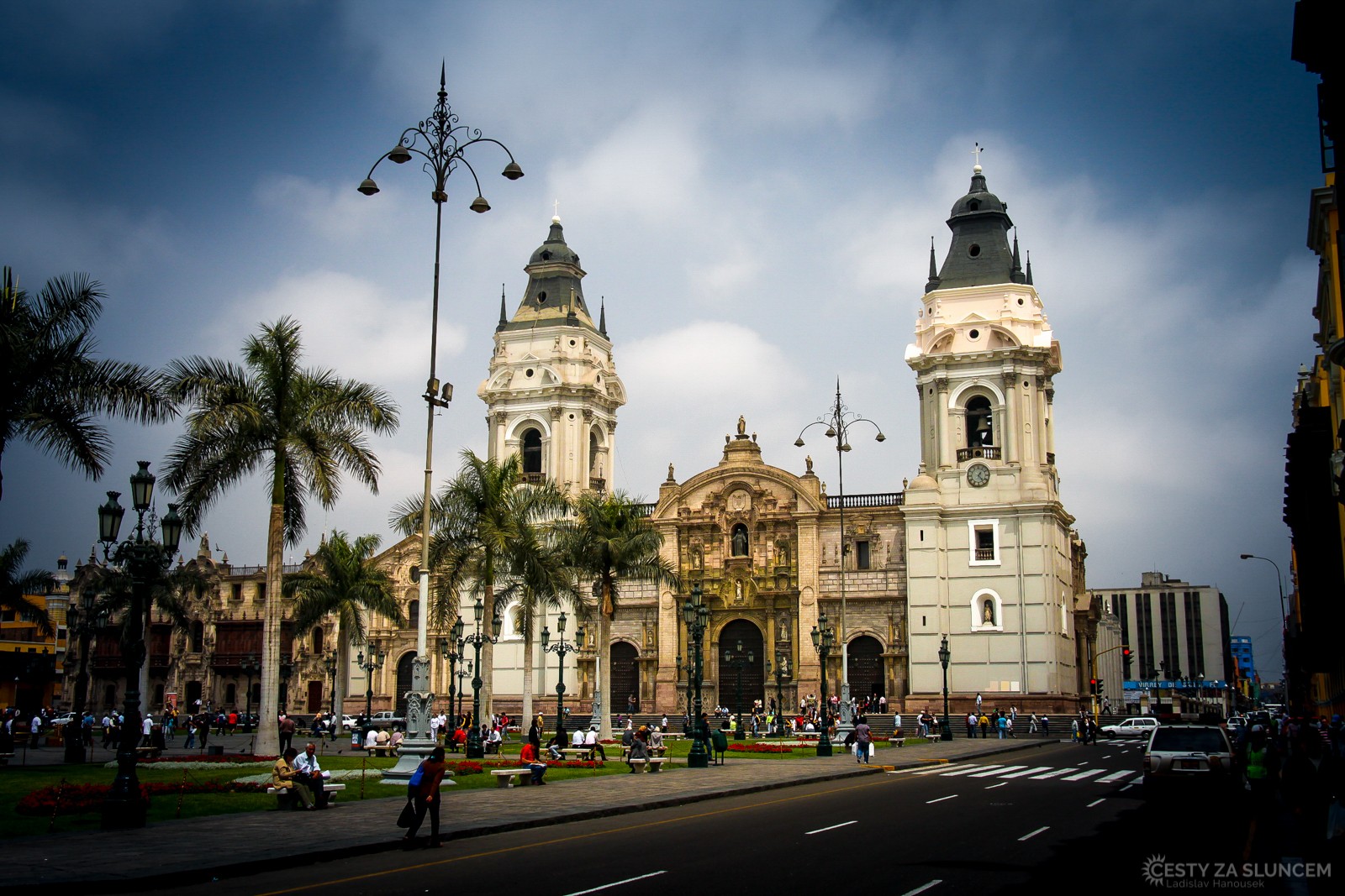 Lima - katedrála Svatého Jana na náměstí Plaza Mayor. - Ladislav Hanousek, Peru