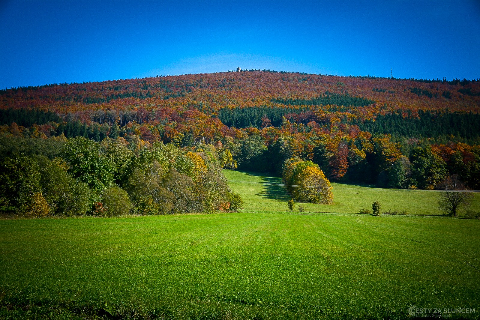 Biskupská kupa - Ladislav Hanousek, Rozhledny