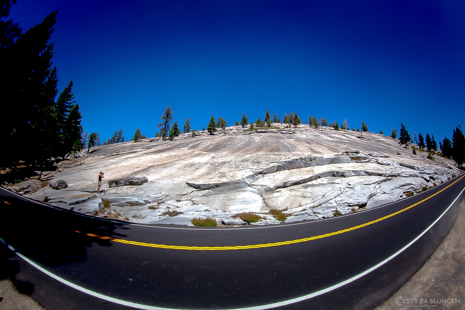 Cesta průsmykem Tioga Pass. - Ladislav Hanousek, Yosemite NP