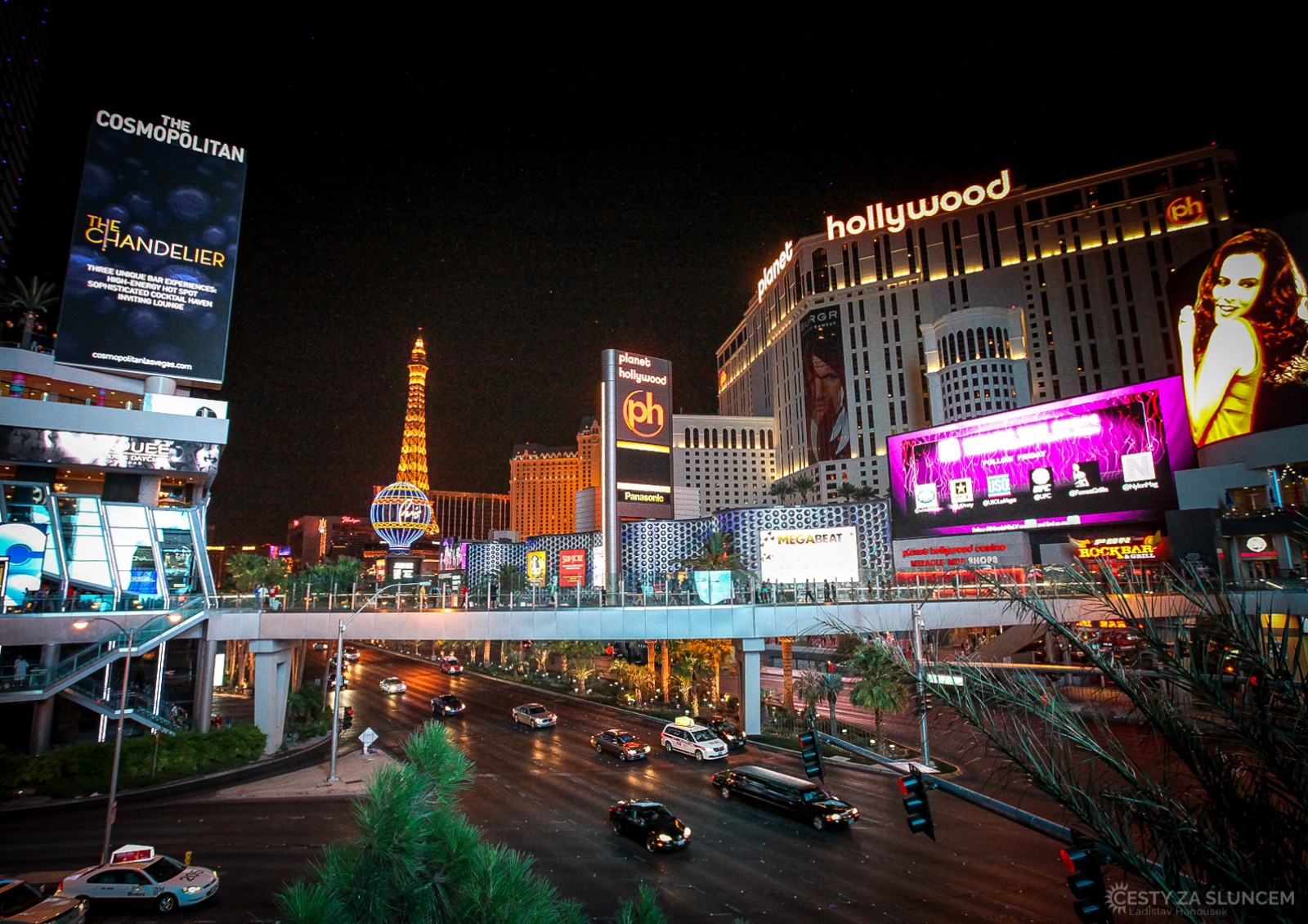 Kasino Paris - Las Vegas láká návštěvníky zmenšeninou Eiffelovy věže. - Ladislav Hanousek, Las Vegas