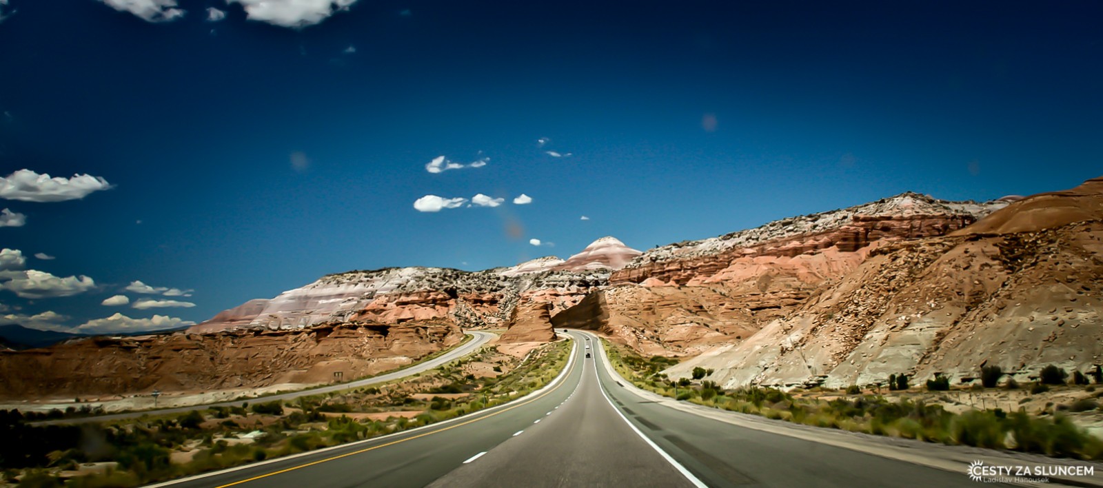Červené skály jsou předzvěstí národního parku Arches - Ladislav Hanousek, Arches NP