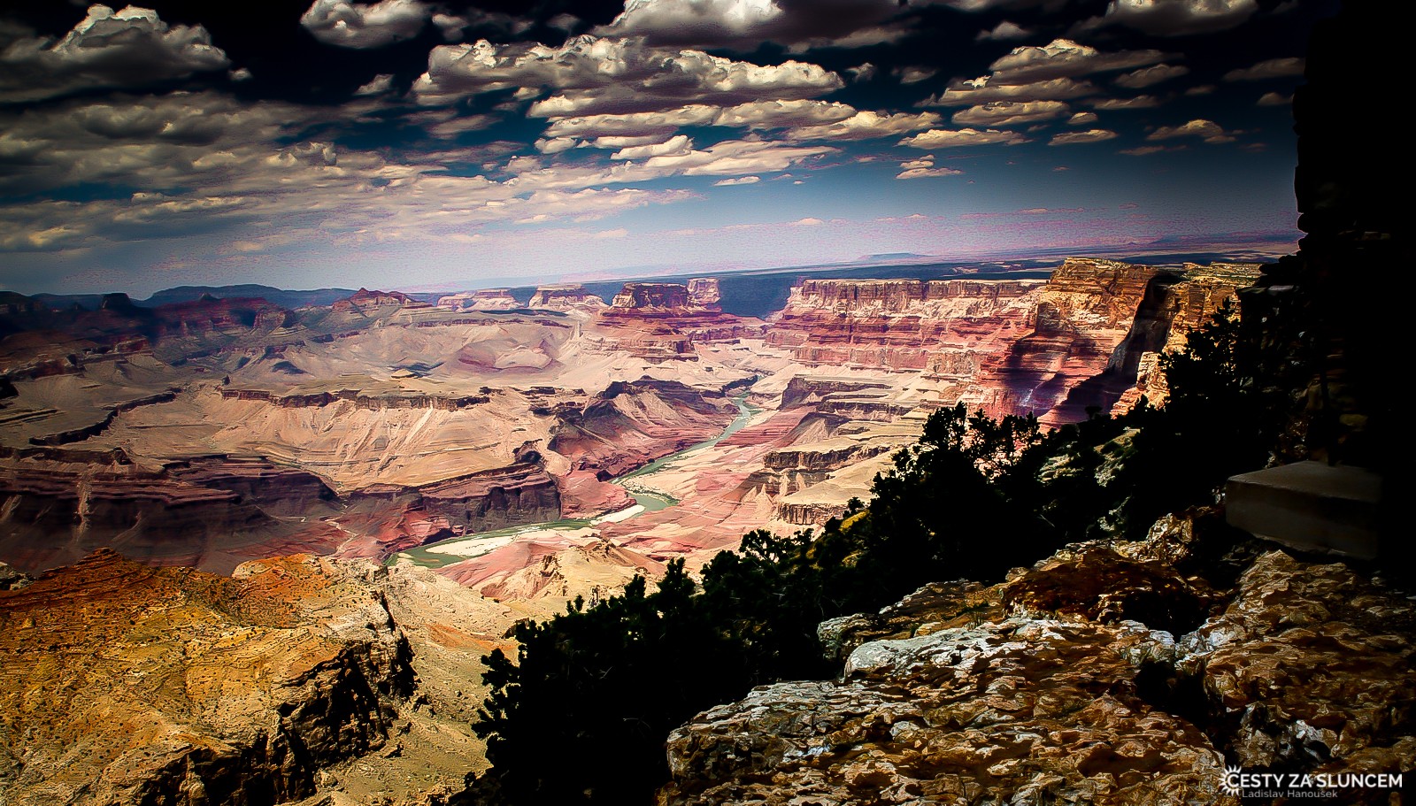 Z terasy věže na Desert View máme krásný pohled na celou východní část Grand Canyon - Ladislav Hanousek, Grand Canyon NP - South Rim