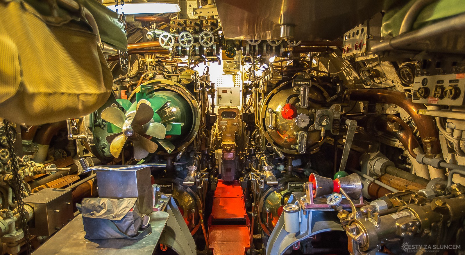 V baltimorském muzeu hostorických lodí je i volně přístupná ponorka USS Torsk z roku 1945. - Ladislav Hanousek, Maryland