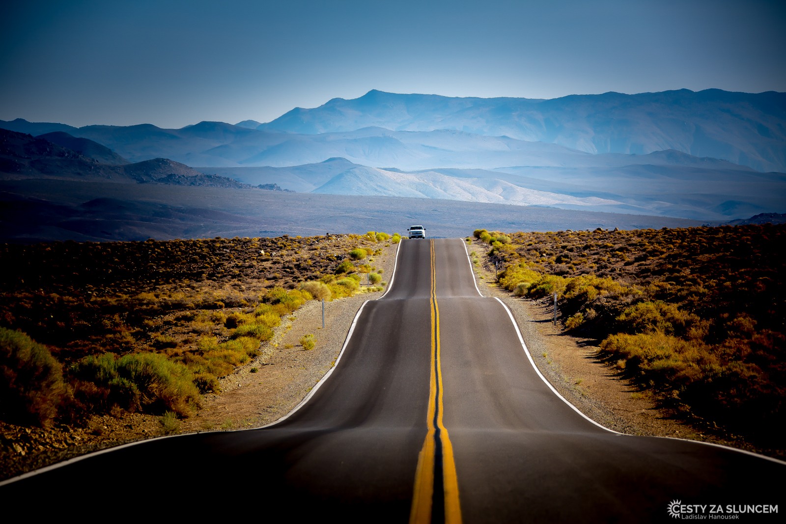 Silnice k národnímu parku Sequoia. - Ladislav Hanousek, Yosemite NP