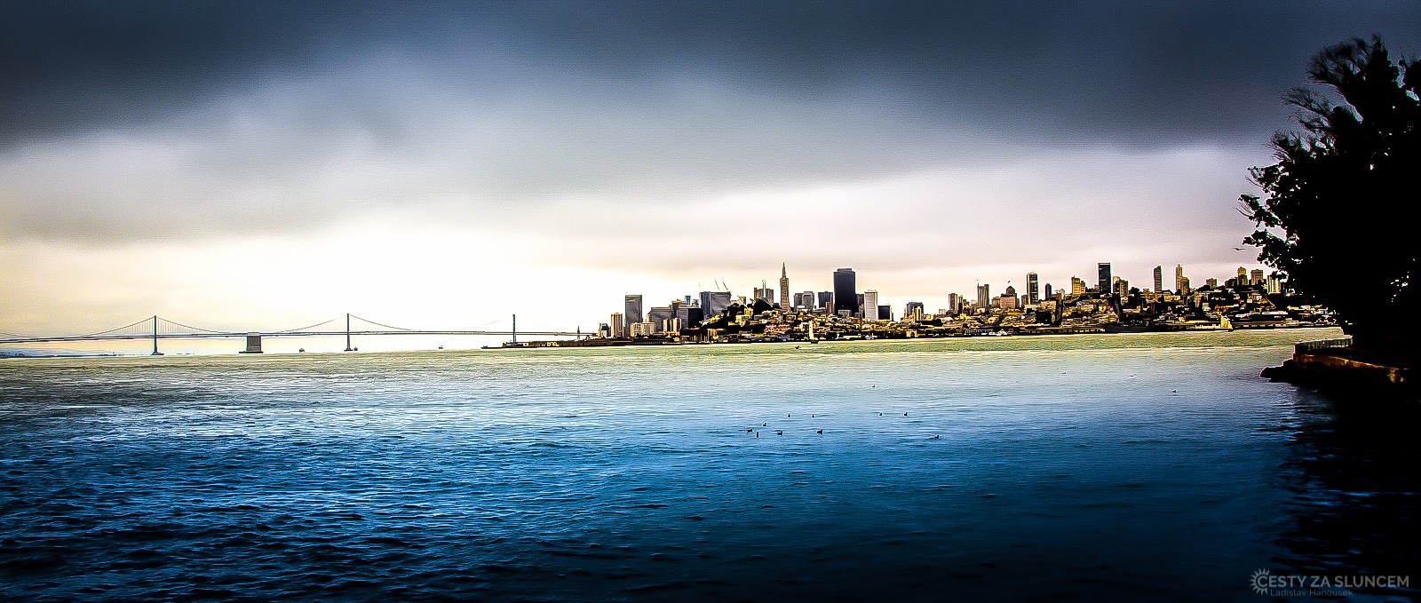Pohled na downtown San Francisca z ostrova Alcatraz - Ladislav Hanousek, San Francisco