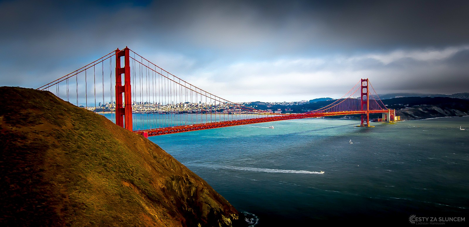 A ještě jeden pohled na Golden Gate Bridge jsme objevili: je na opačné straně mostu, než severní vyhlídka - Ladislav Hanousek, San Francisco