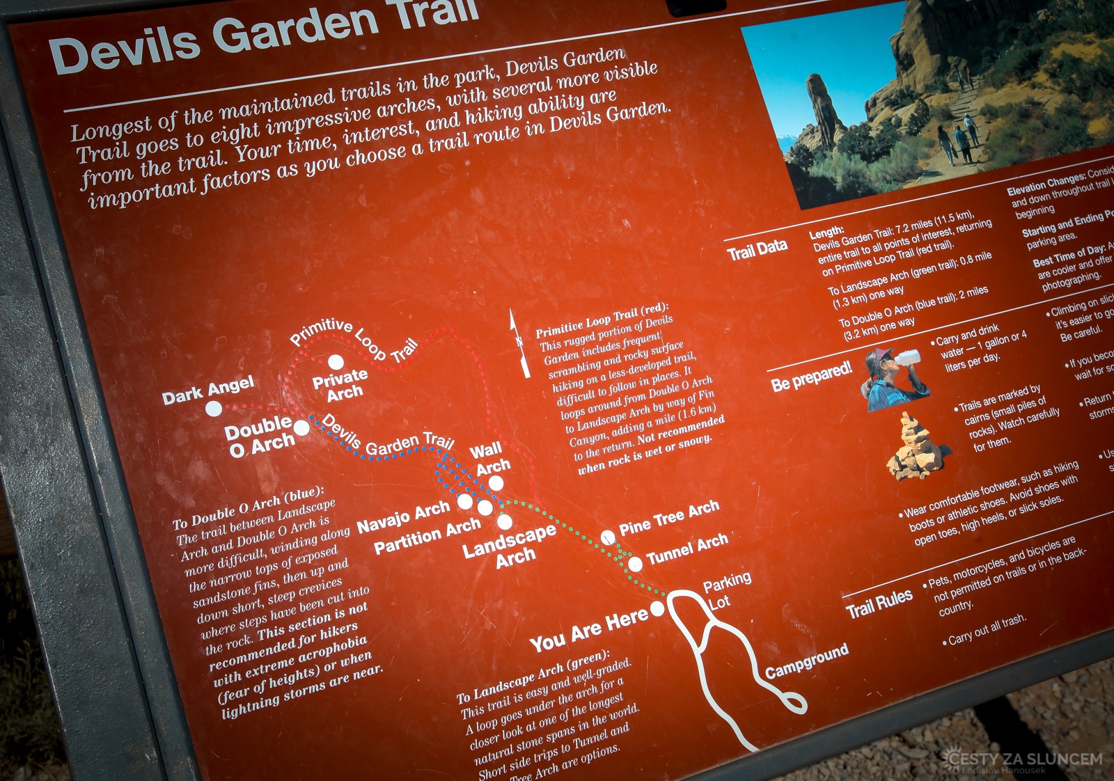 Cesta k malé Double Arch (kolem Landscape Arch) - Ladislav Hanousek, Arches NP