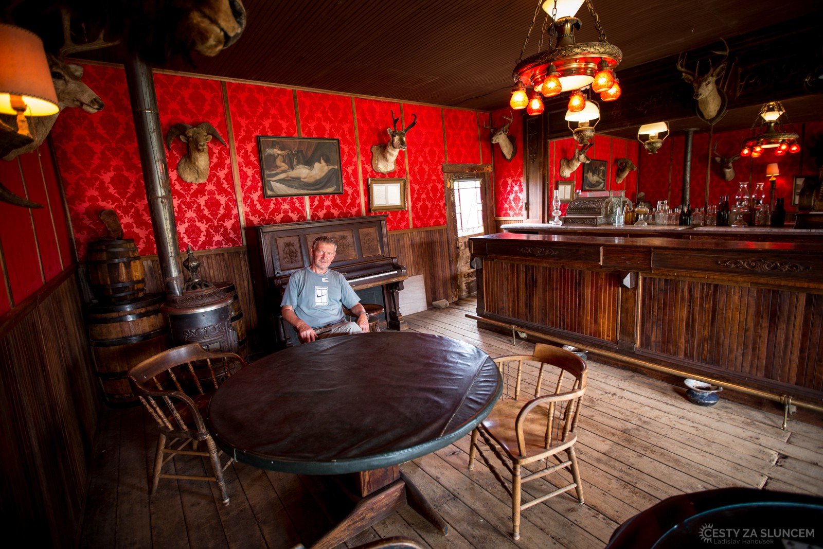 Cody - Saloon - Ladislav Hanousek, Cody