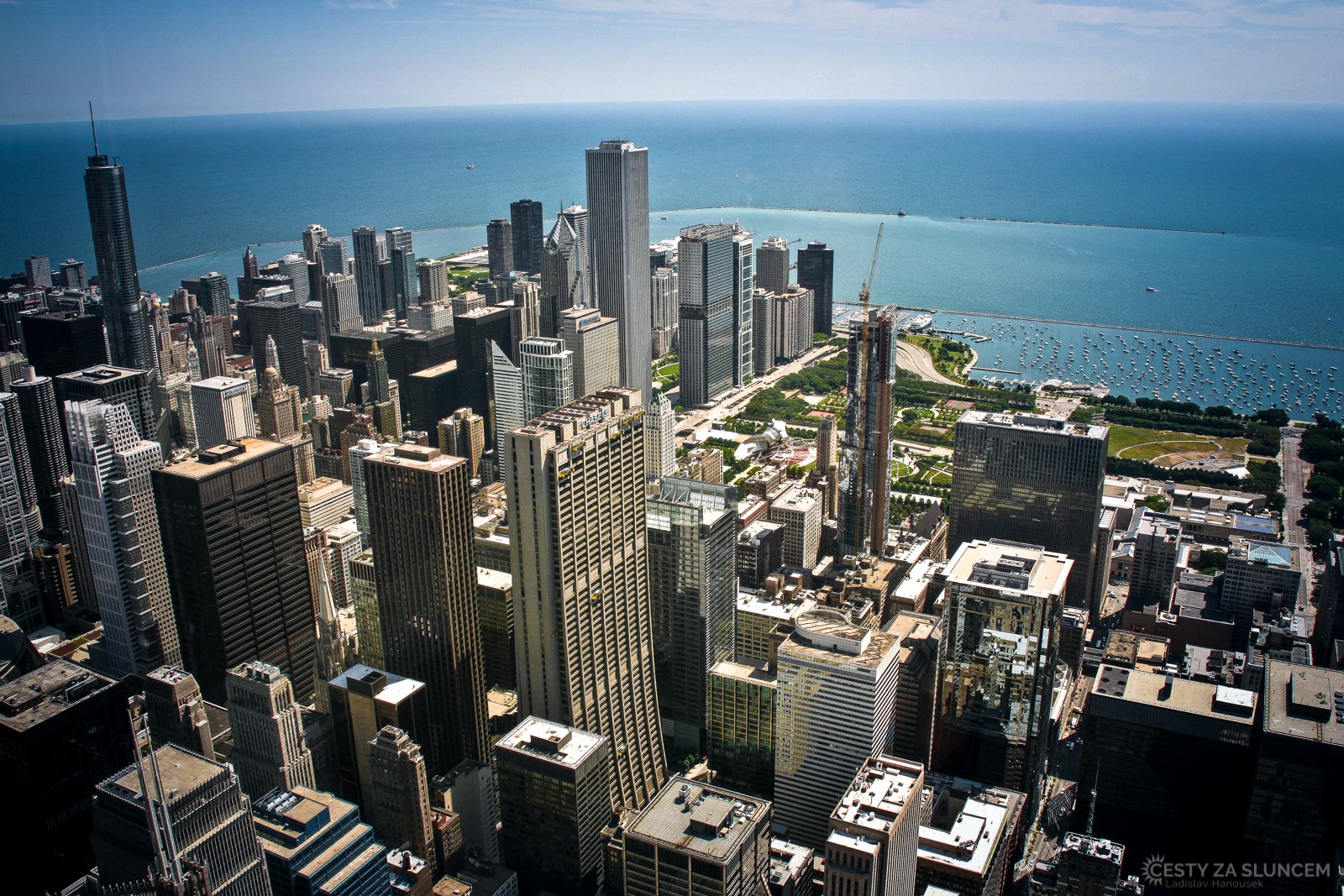 Pohled ze  Sears Tower na downtown a přístav. - Ladislav Hanousek, Illinois