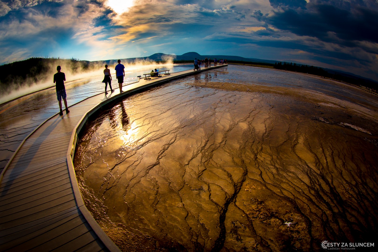 Grand Prismatic Spring při západu slunce - Ladislav Hanousek, Yellowstone NP