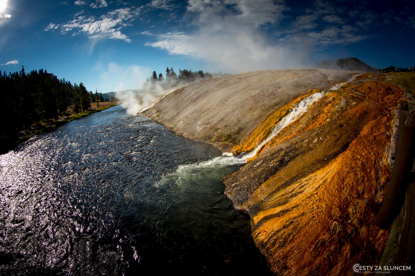 Ohnivá řeka před Grand Prismatic Spring - Ladislav Hanousek, Yellowstone NP