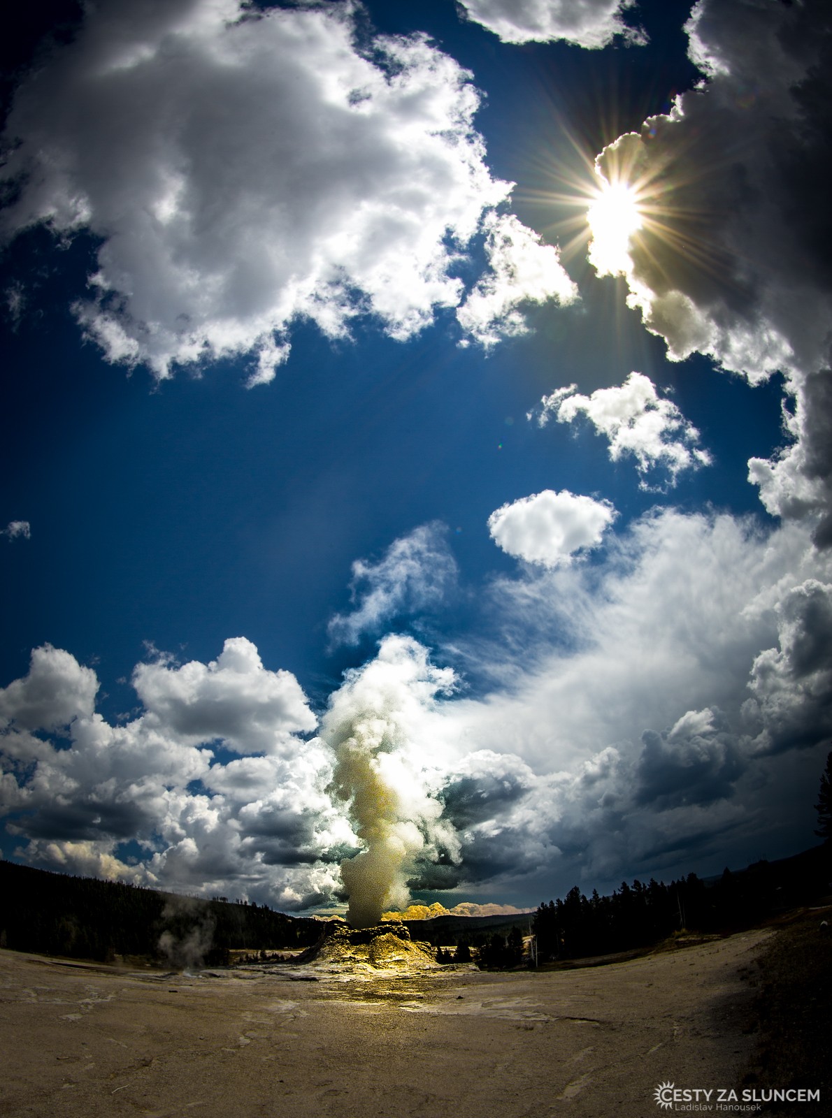 Castle Geyser - Ladislav Hanousek, Yellowstone NP