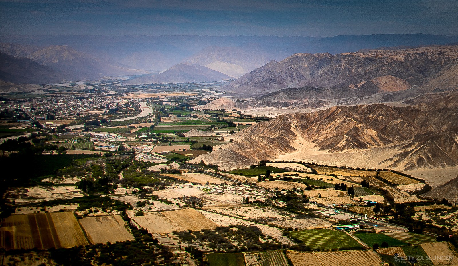 Okolí planiny u Nazky - Ladislav Hanousek, Peru