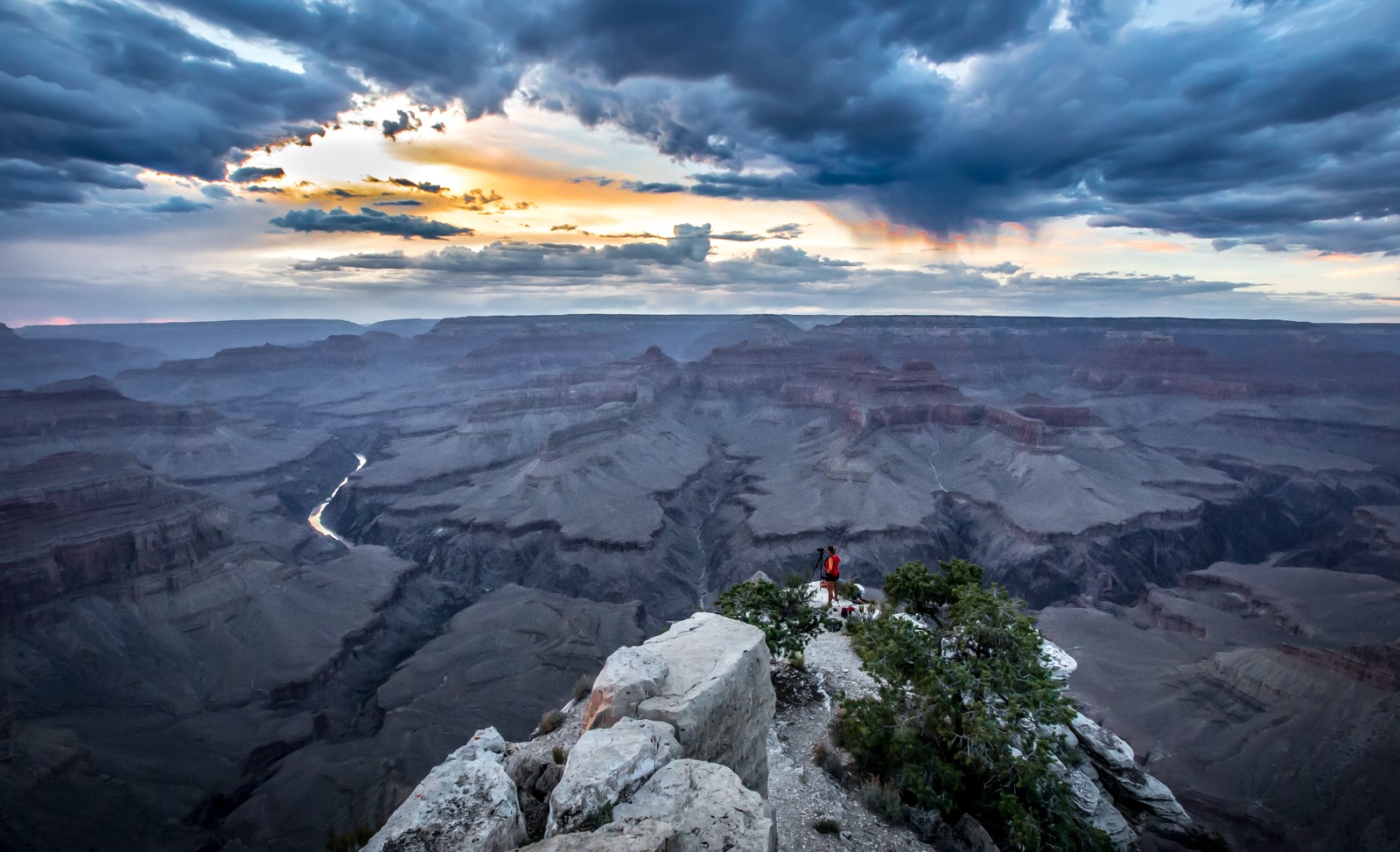 Z Pima Point je dobře vidět velká část kaňonu řeky Colorado. - Ladislav Hanousek, Grand Canyon NP - South Rim