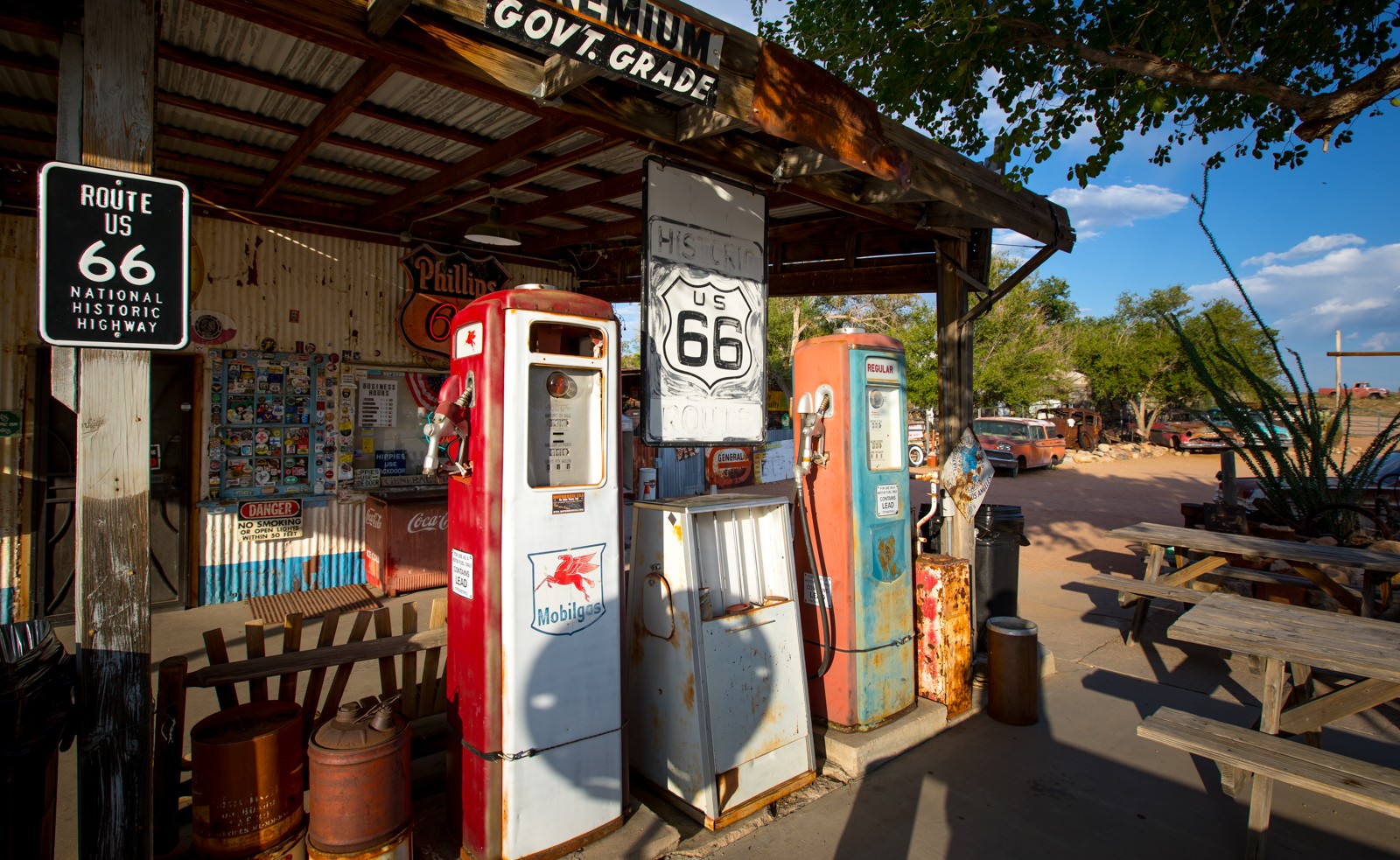 Route 66 - další z obnovených benzínových pump - Ladislav Hanousek, Las Vegas