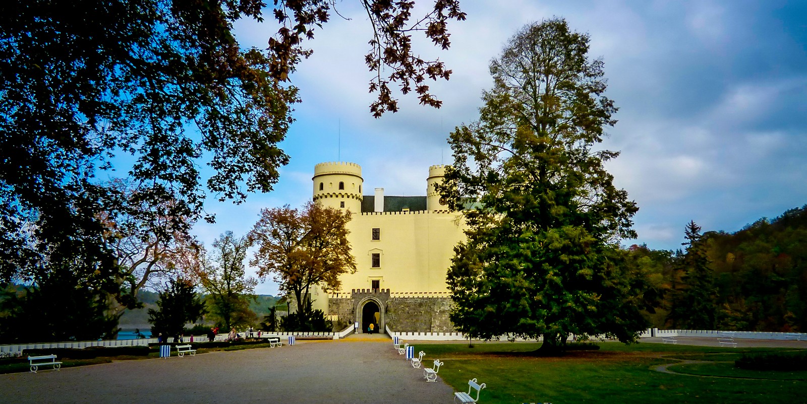 Zámek Orlík - Ladislav Hanousek, Hrady a zámky v Čechách