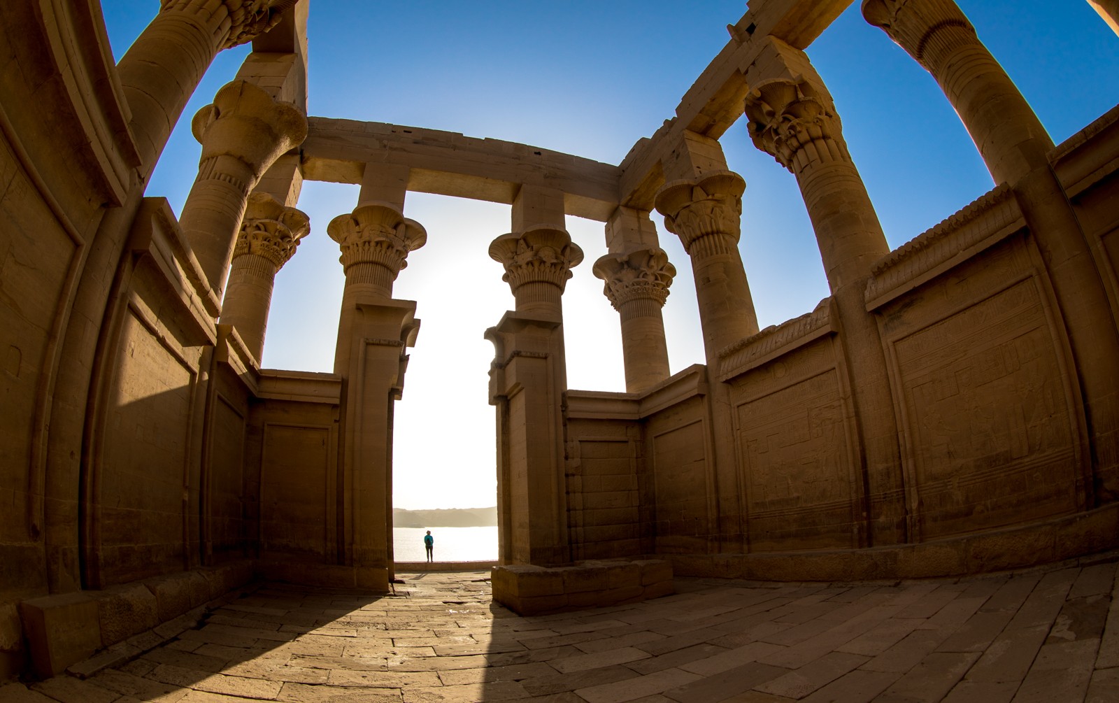 Philae - chrám bohyně Isis - Ladislav Hanousek, Egypt