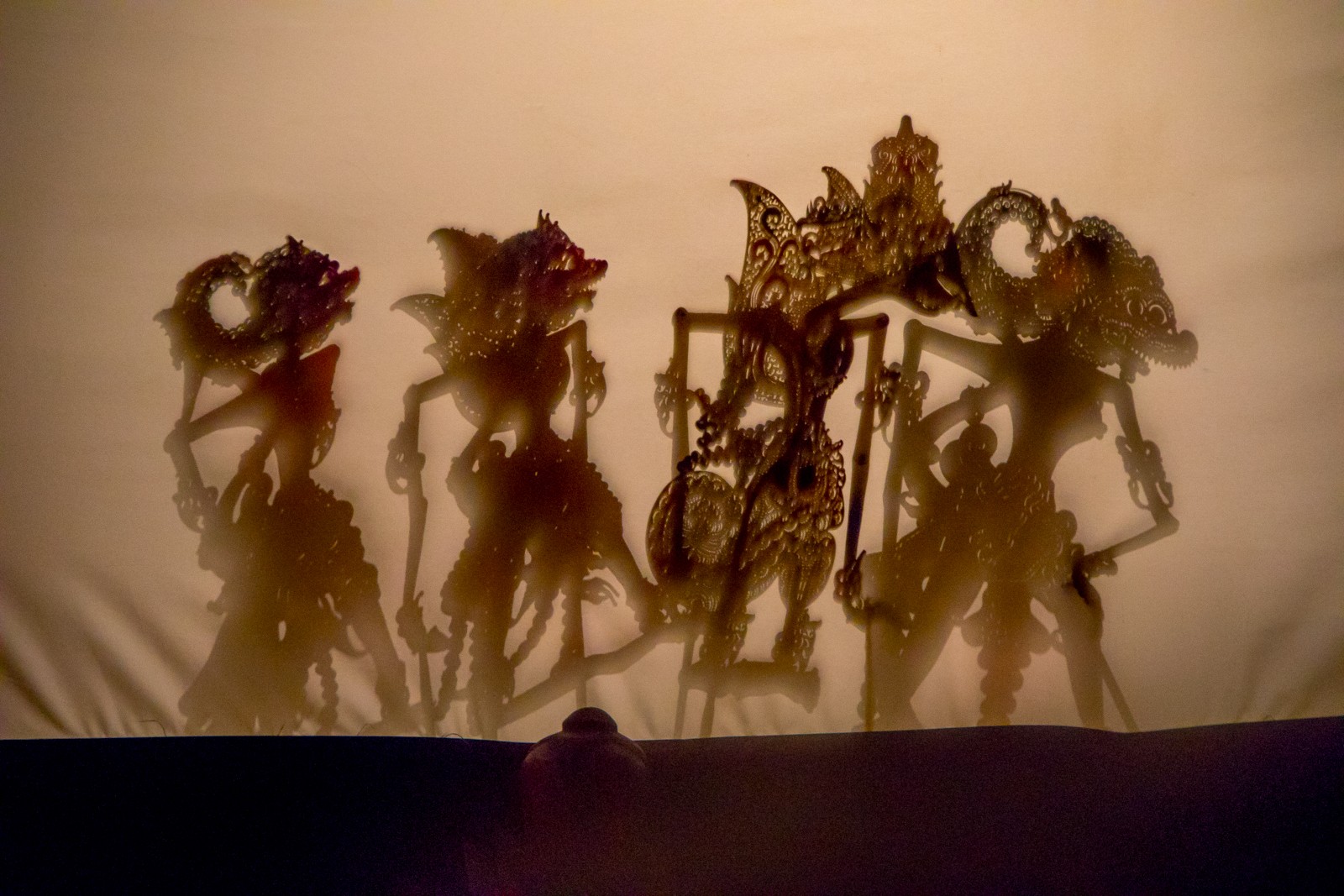 Yogyakarta - stínové divadlo Wayang Kulit - Ladislav Hanousek, Indonésie