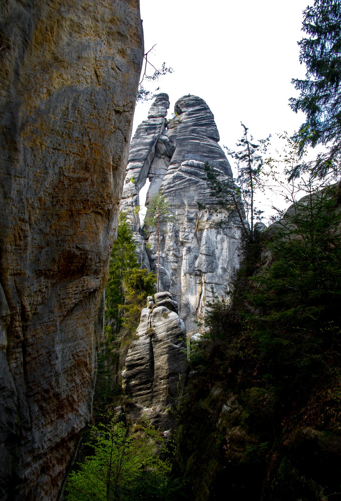  - Ladislav Hanousek, Kamenná krása